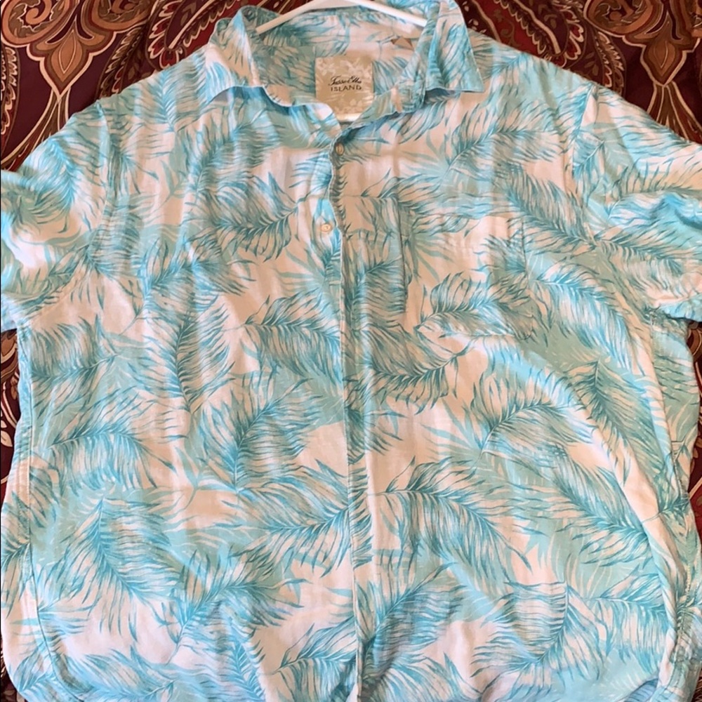 Men’s floral shirt